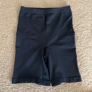 Barely There Shape-wear Shorts.